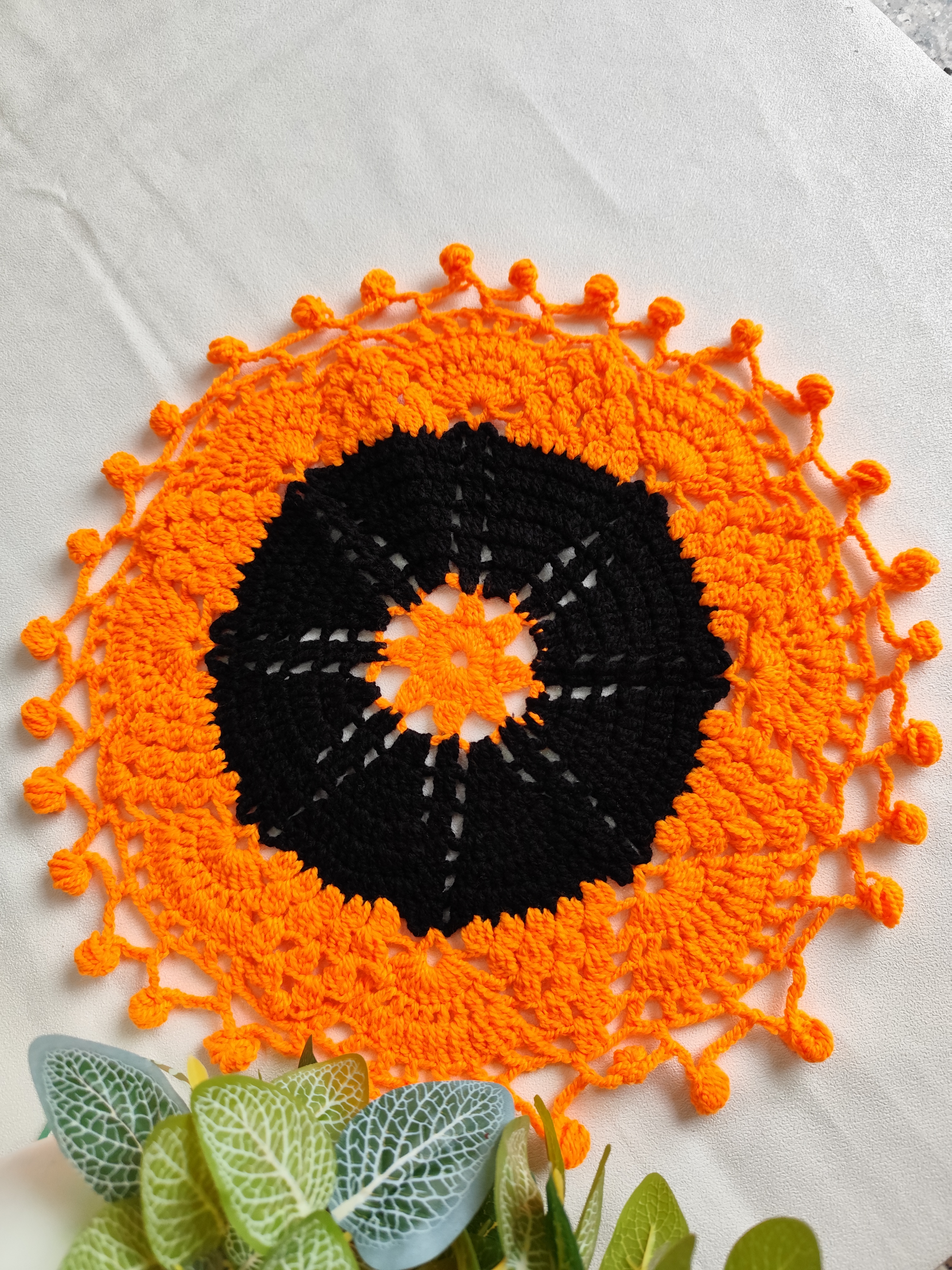 Handmade Crochet Round Thalposh